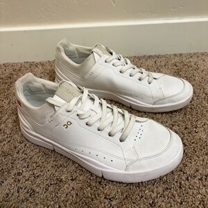 ON THE ROGER Centre Court Women's Shoes Sneakers Size 9